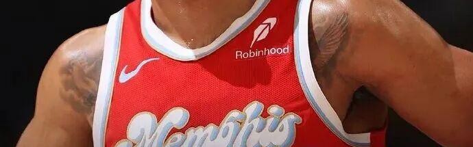 开云入口登录-7换1！肉装库里！东部新贵，赚大发了...