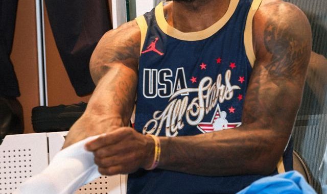 开云入口教程-詹姆斯再谈退役话题：只专注于帮助湖人冲刺季后赛