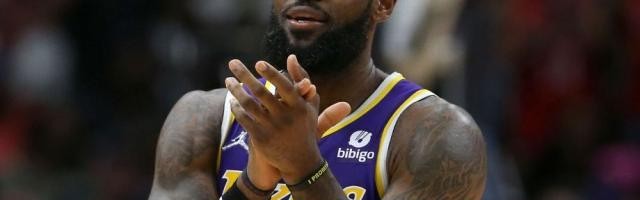 开云入口注册-詹姆斯接受提前续约合同，他夺冠的窗口在急速关闭